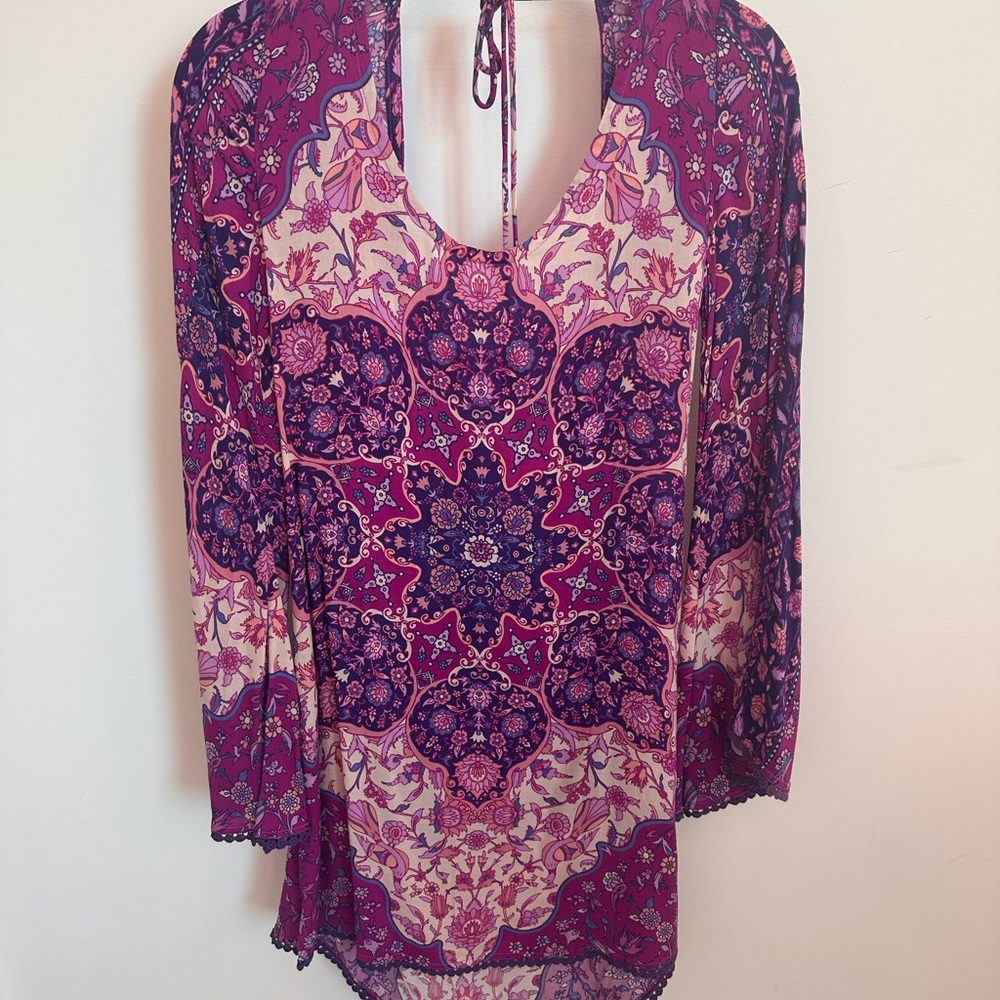 Spell and the Gypsy Kiss the Sky